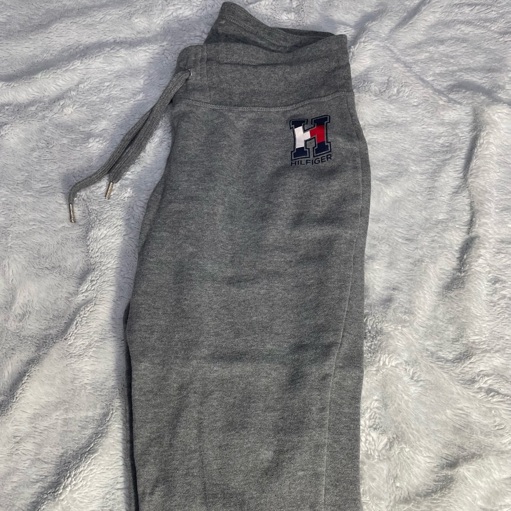 Grey Sport Tommy Hilfiger sweat pants ( top sold separately)